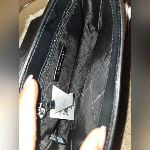 NWT Michael Kors Bradshaw Suede & Faux Shearling Messenger Bag - Picture 8 of 14